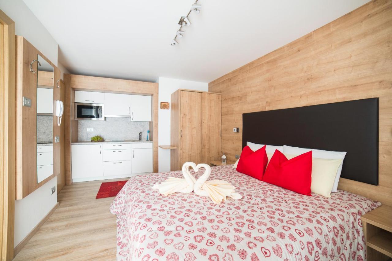 Residence Ravisa Dolomites เซลวาดีวัลการ์เดนา ภายนอก รูปภาพ