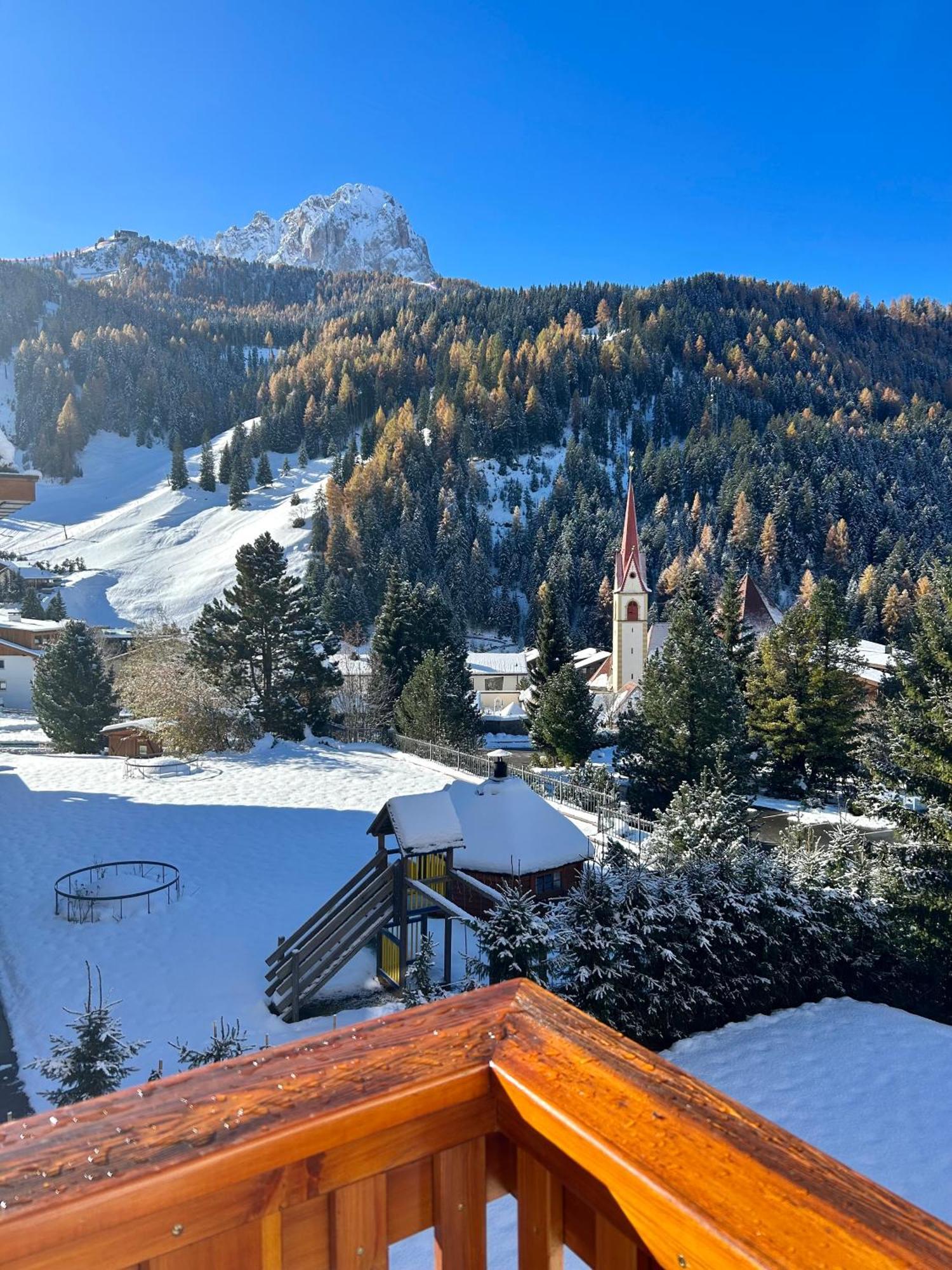 Residence Ravisa Dolomites เซลวาดีวัลการ์เดนา ภายนอก รูปภาพ